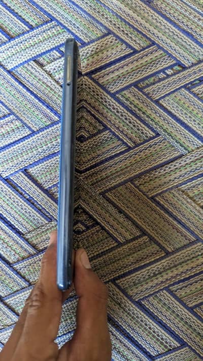 Vivo V21e