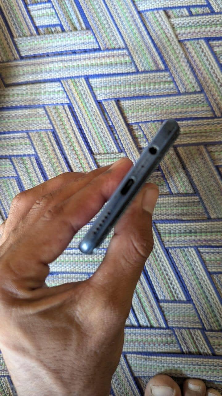 Vivo V21e 1