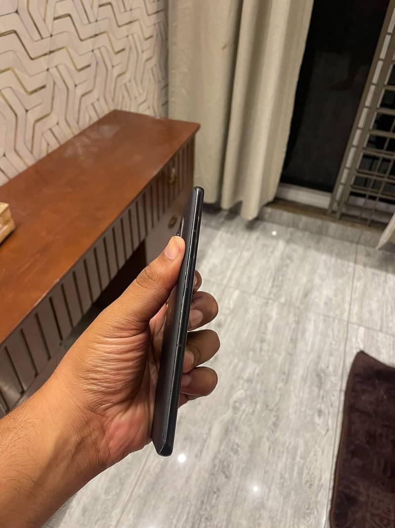 One Plus 10 Pro 1