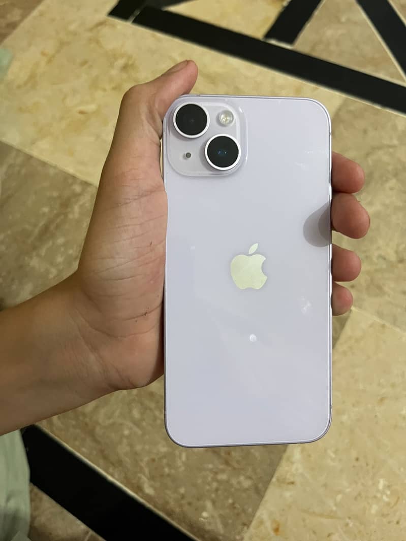 Apple iPhone 14 3