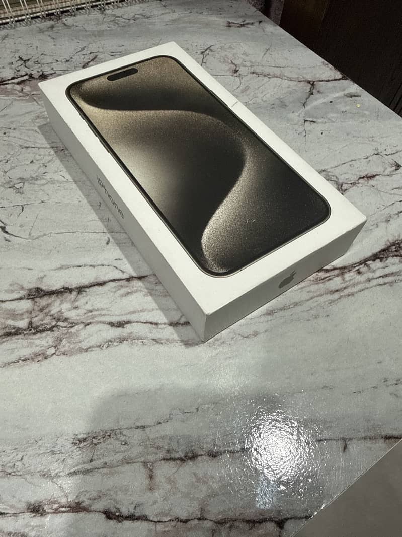 Apple iPhone 15 Pro Max 1