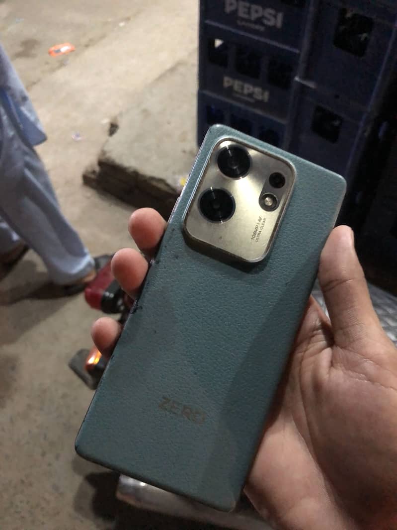 Infinix Zero 30 1