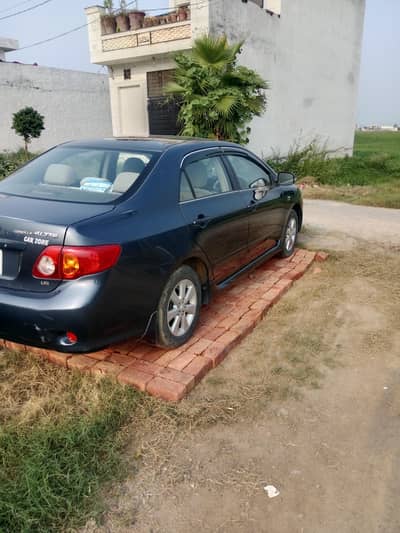 Toyota Corolla Altis 2010