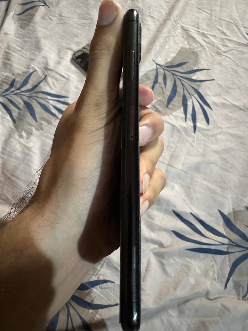 Apple iPhone X 5