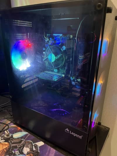 Power full desktop pc for sell with monitor
