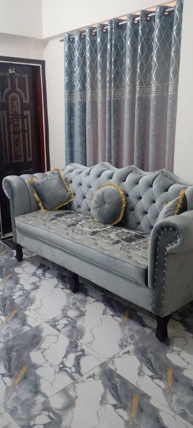5 Seater Sofa Set 1