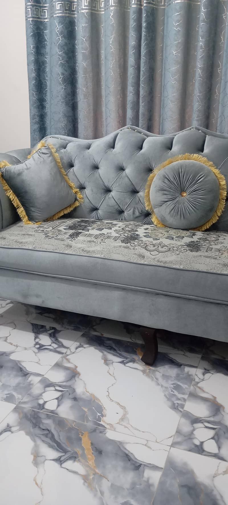 5 Seater Sofa Set 10