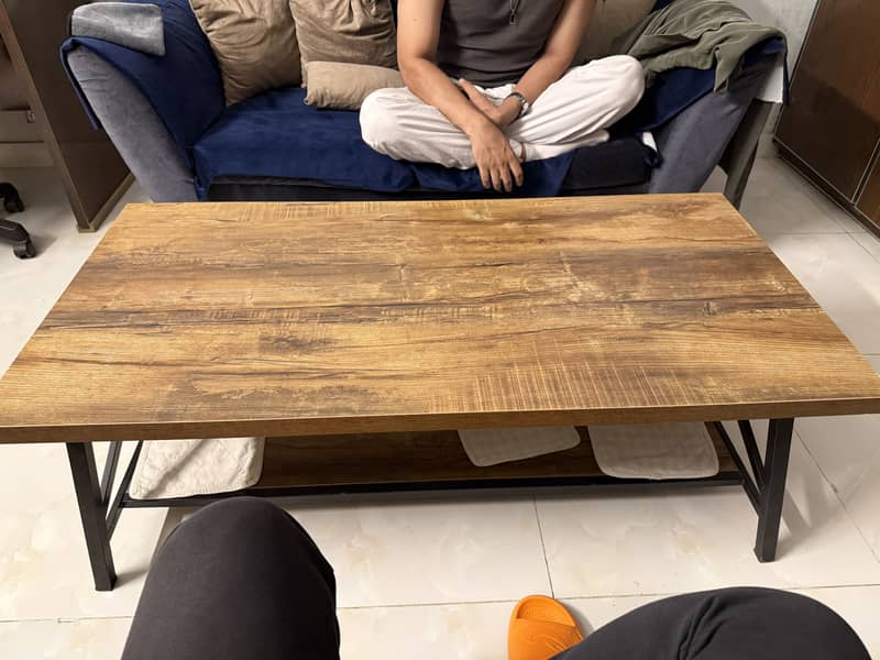 Center coffee table 1