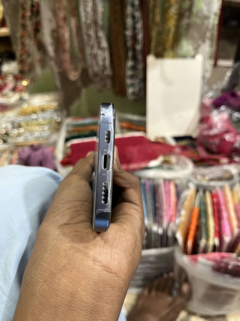 Apple iPhone 13 Pro 6