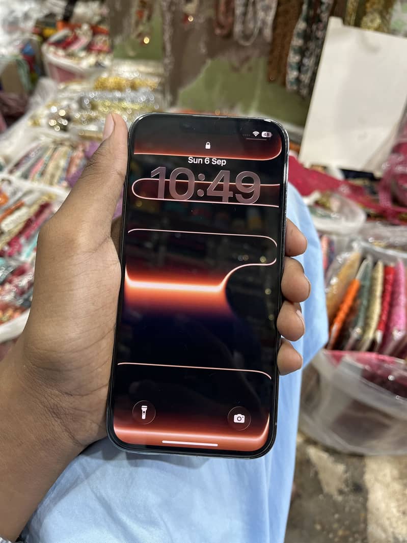 Apple iPhone 13 Pro 8
