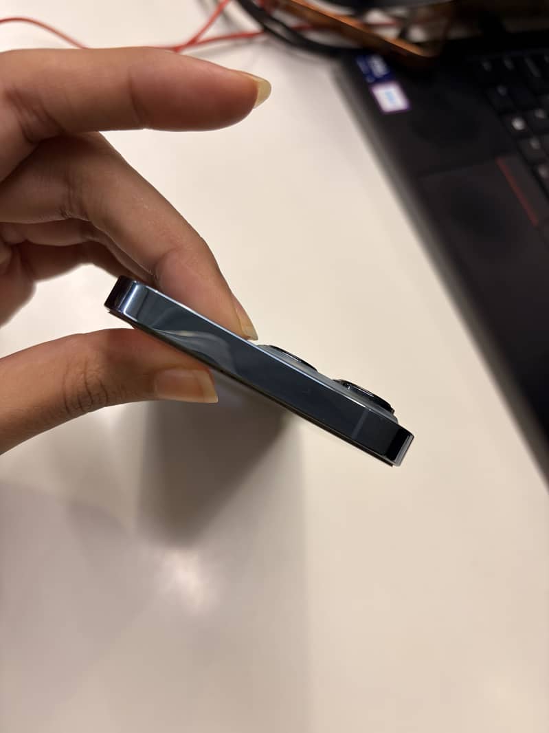 Apple iPhone 13 Pro 14