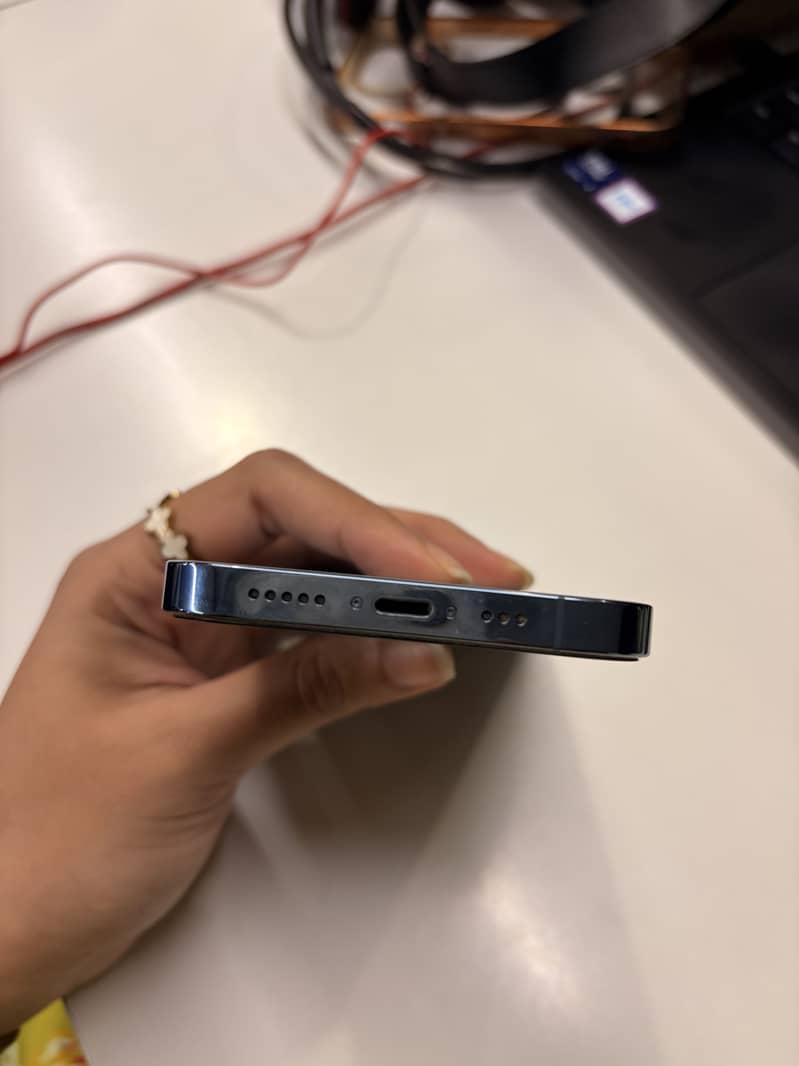 Apple iPhone 13 Pro 15