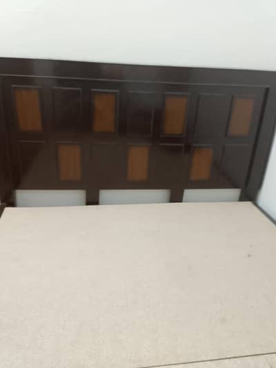 only bed no mattress number 03185705661 Whatsapp no sim number