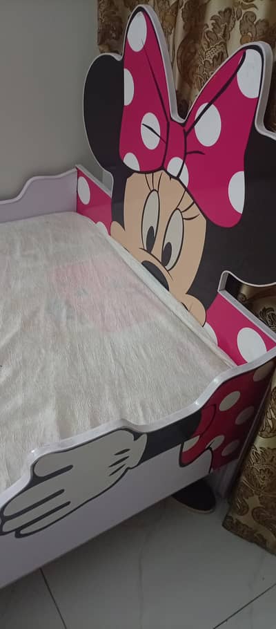 Kids bed