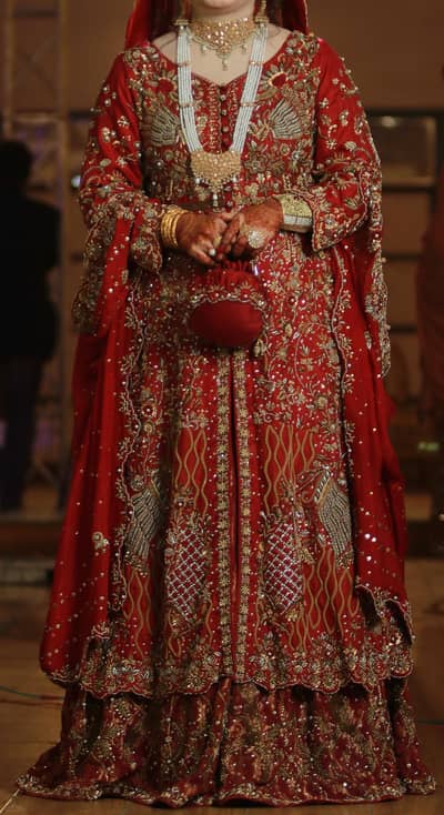 Beautiful Bridal Wedding Dress – Excellent Condition | Ready to wear