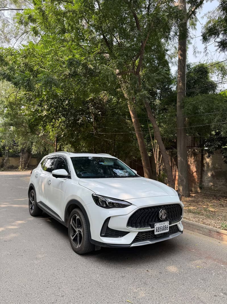 MG HS PHEV 3