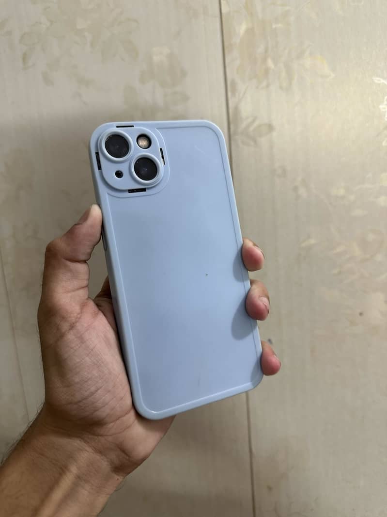 Apple iPhone 13 0