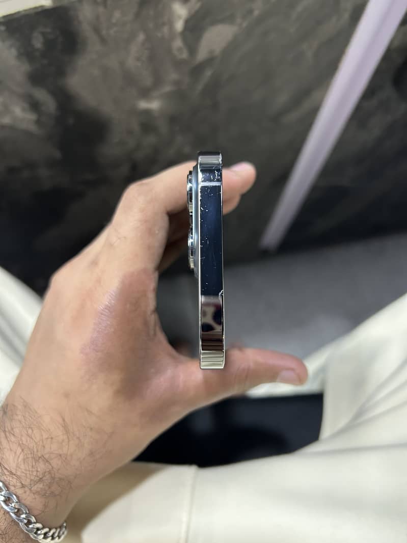 IPHONE 13 PRO 3