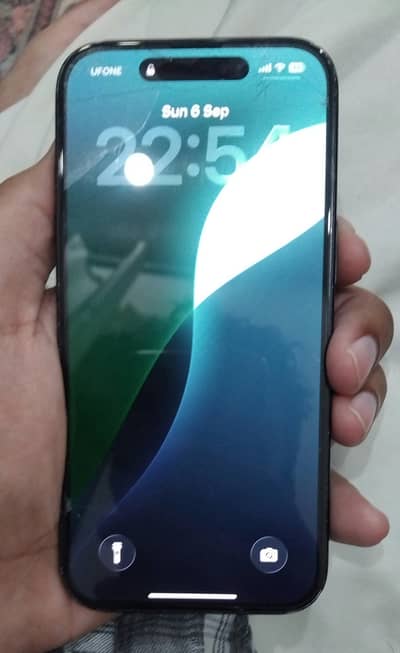 Apple iPhone 15