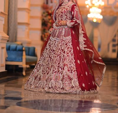 Barat bribal dress