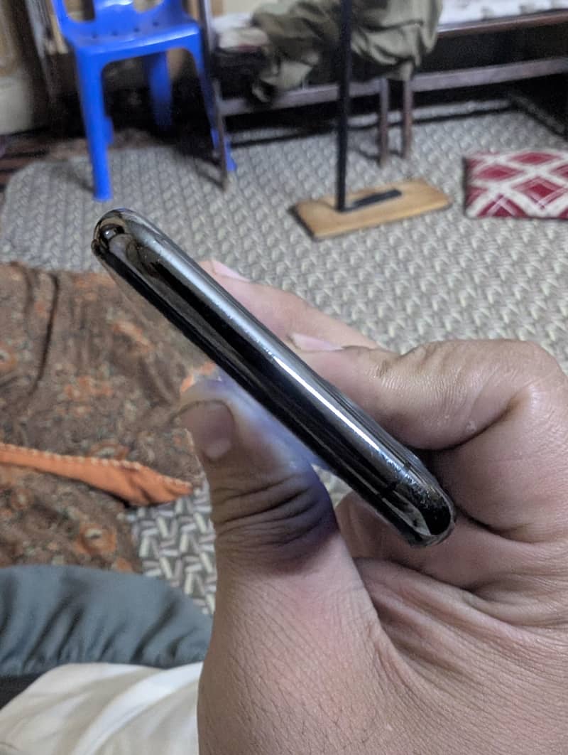 Apple iPhone 11 Pro 5