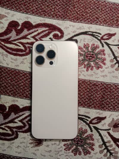 Apple iPhone 16 Pro Max