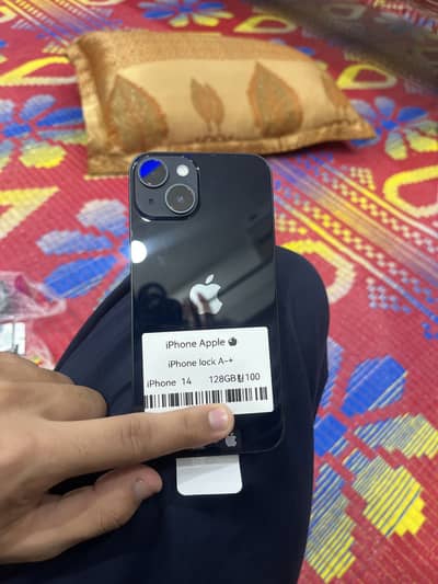 Apple iPhone 14