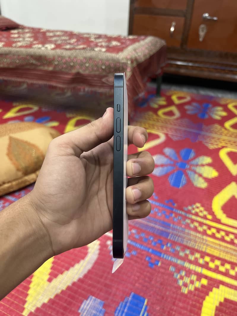 Apple iPhone 14 1