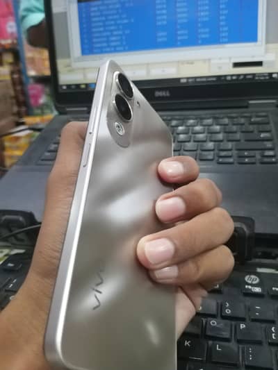 Vivo Y04