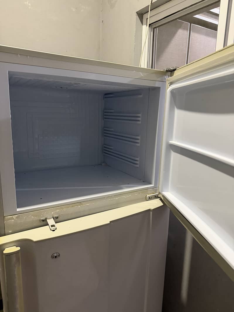 Pel refrigerator 1