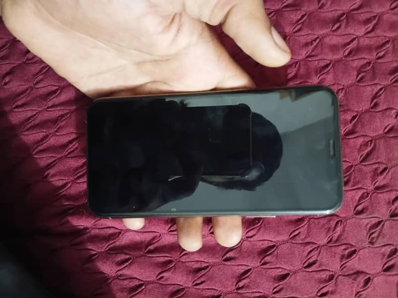 Apple iPhone 11 Pro 7