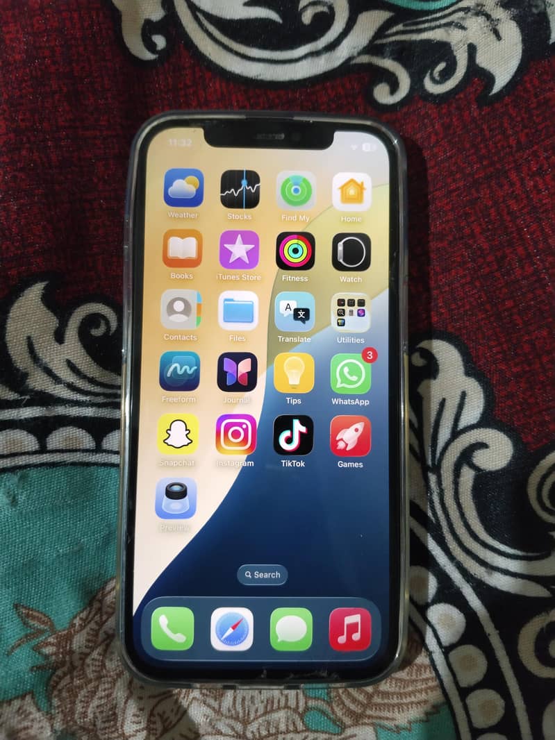 Apple iPhone 12 0