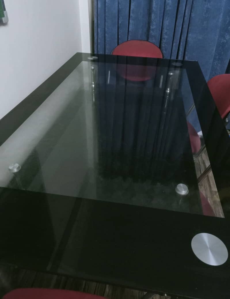 Dining tatble 7