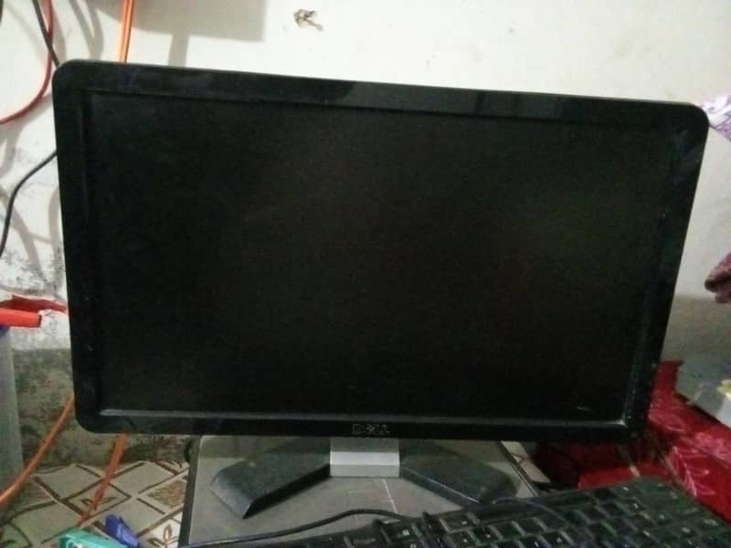 Dell computer window 7 for sell 0