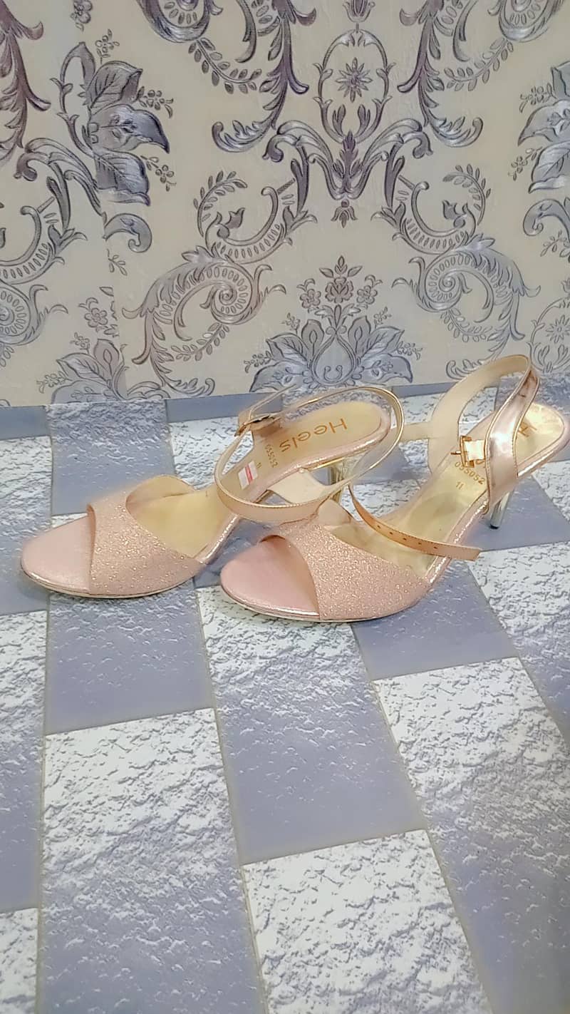 10/10 heels 0
