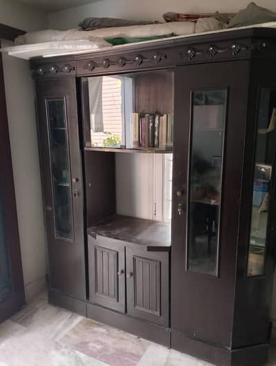 complete Room Furniture hai complete set hai mattress nhi hai isme