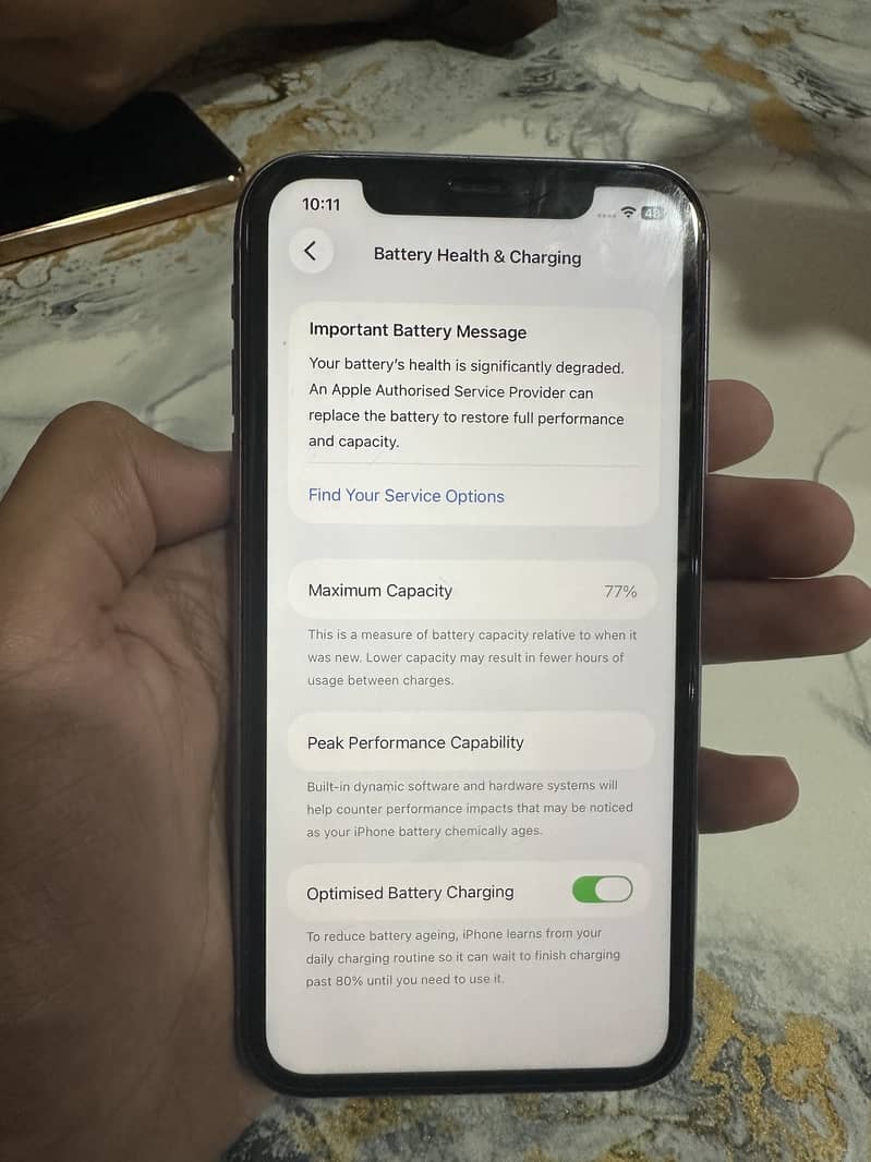 Apple iPhone 11 4
