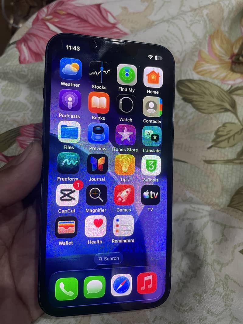 Apple iPhone 14 4