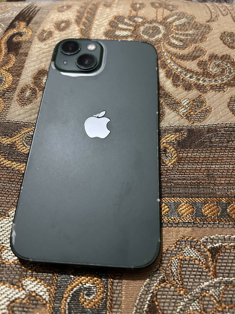 Apple iPhone 13 2