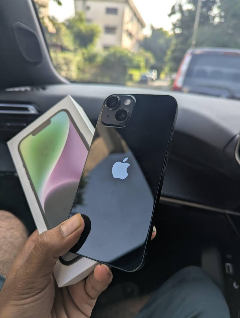 Apple iPhone 14 3