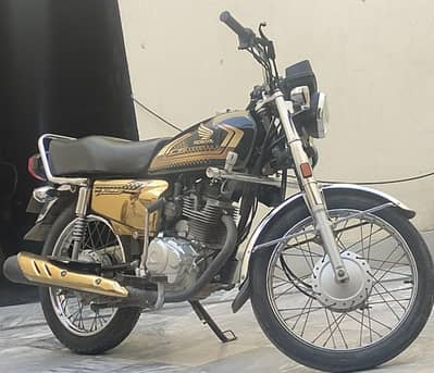 Honda cg 125 special edition gold model