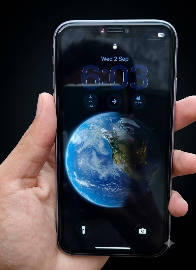 Apple iPhone 11 4