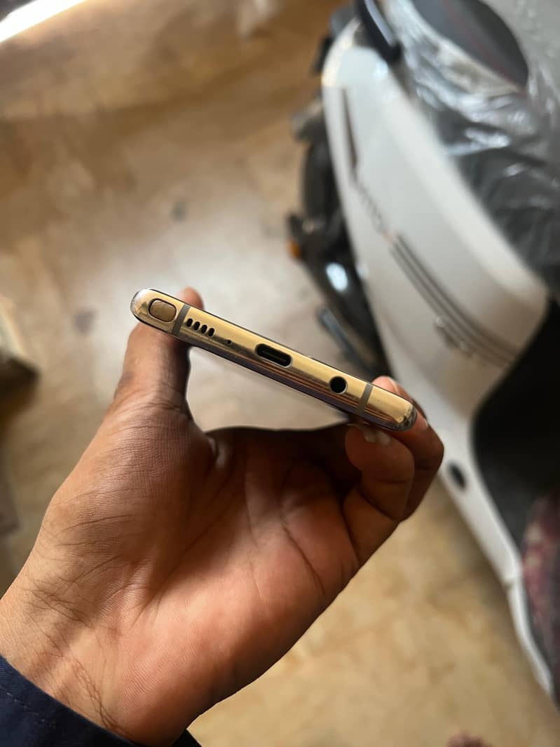 Samsung Mobile Note 8 2