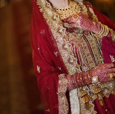Lehnga with Shirt & Dupatta