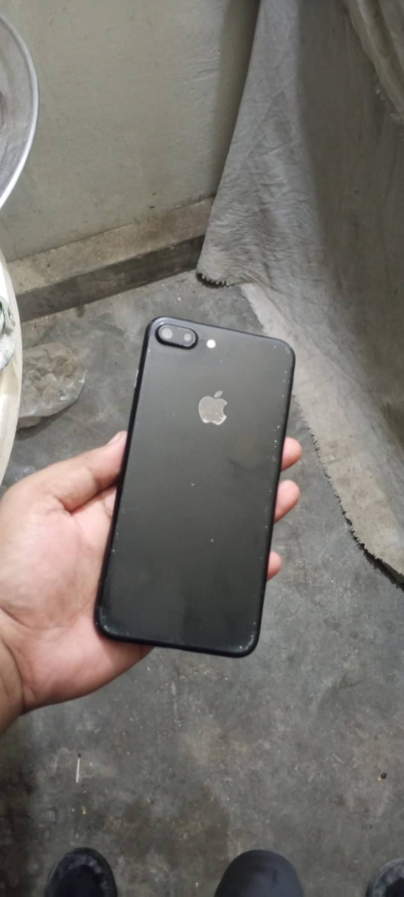 Apple iPhone 7 Plus 1