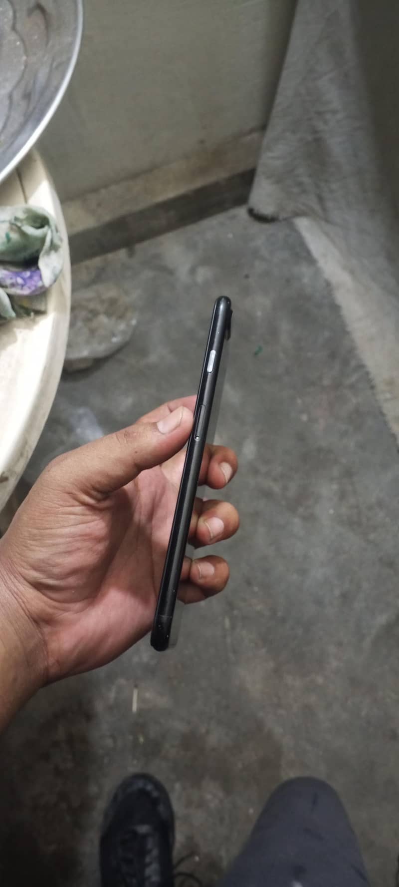 Apple iPhone 7 Plus 3