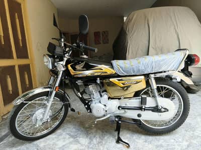 honda 125s golden edition read description 03284744069
