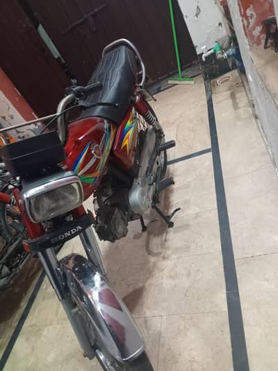22 model urgent sale 03244947501