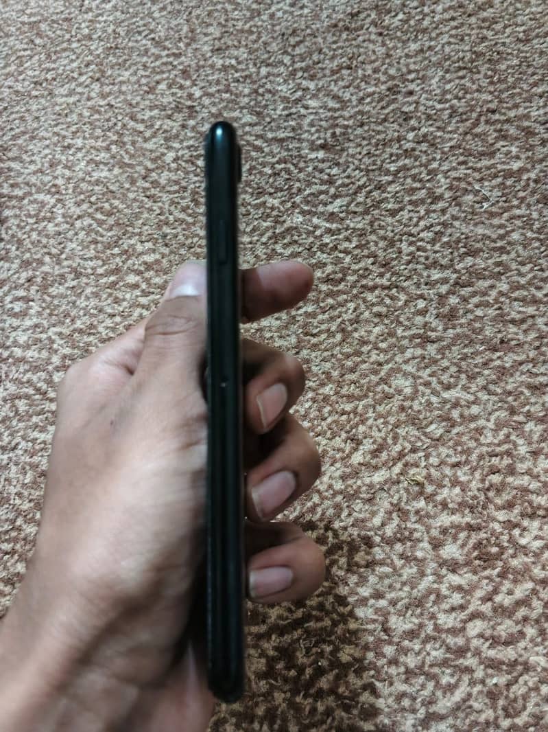 Apple iPhone SE 4
