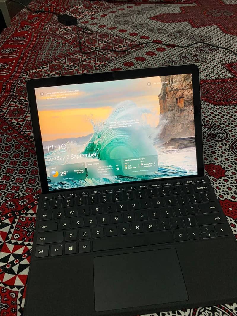 Microsoft surface 8th generation 3